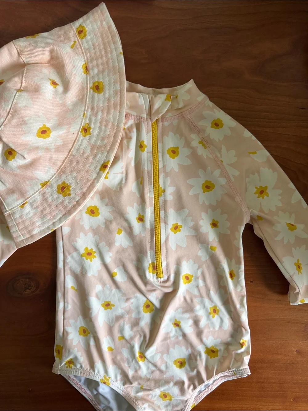 Monoprix Kids Pink Daisy Rash Guard Swimsuit with Sun Hat